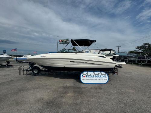 Sea Ray SDX 240 avis et fiche technique 